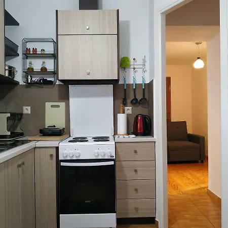 Sandra Apartment *
