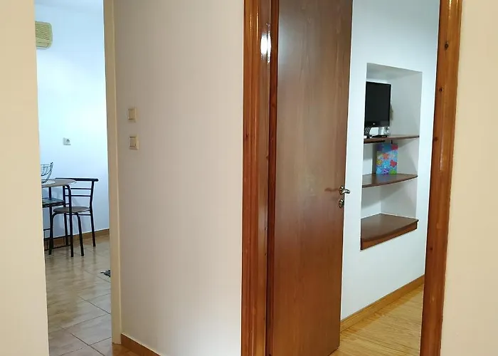 Sandra Apartment *